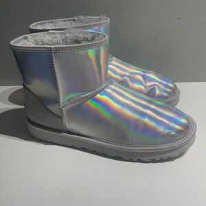 UGG Classic Mini Iridescent 10 Women’s Silver Gray